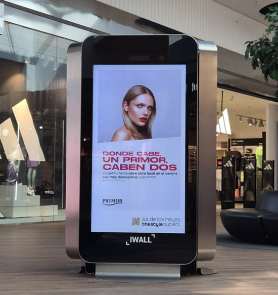 Mupi digital en centro comercial Alegra de San Sebastián de los Reyes(Madrid)